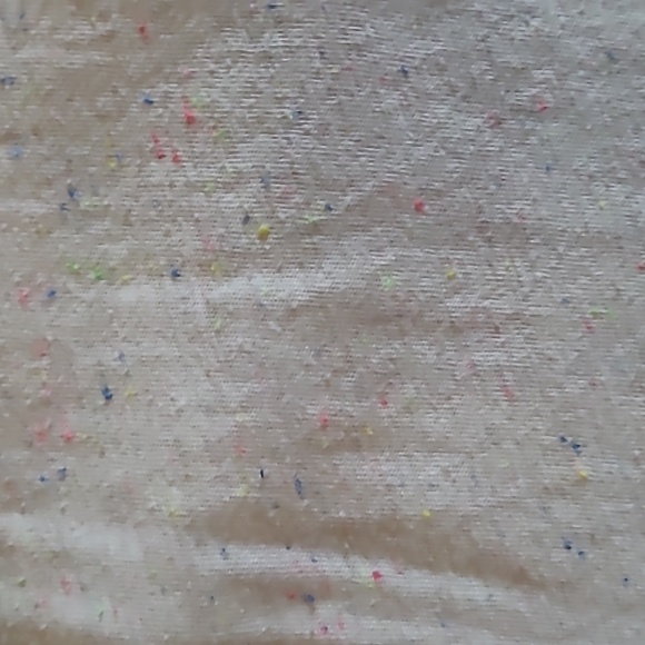 🎀2/$15 White racerback heathered with multicolor thread - Picture 2 of 4